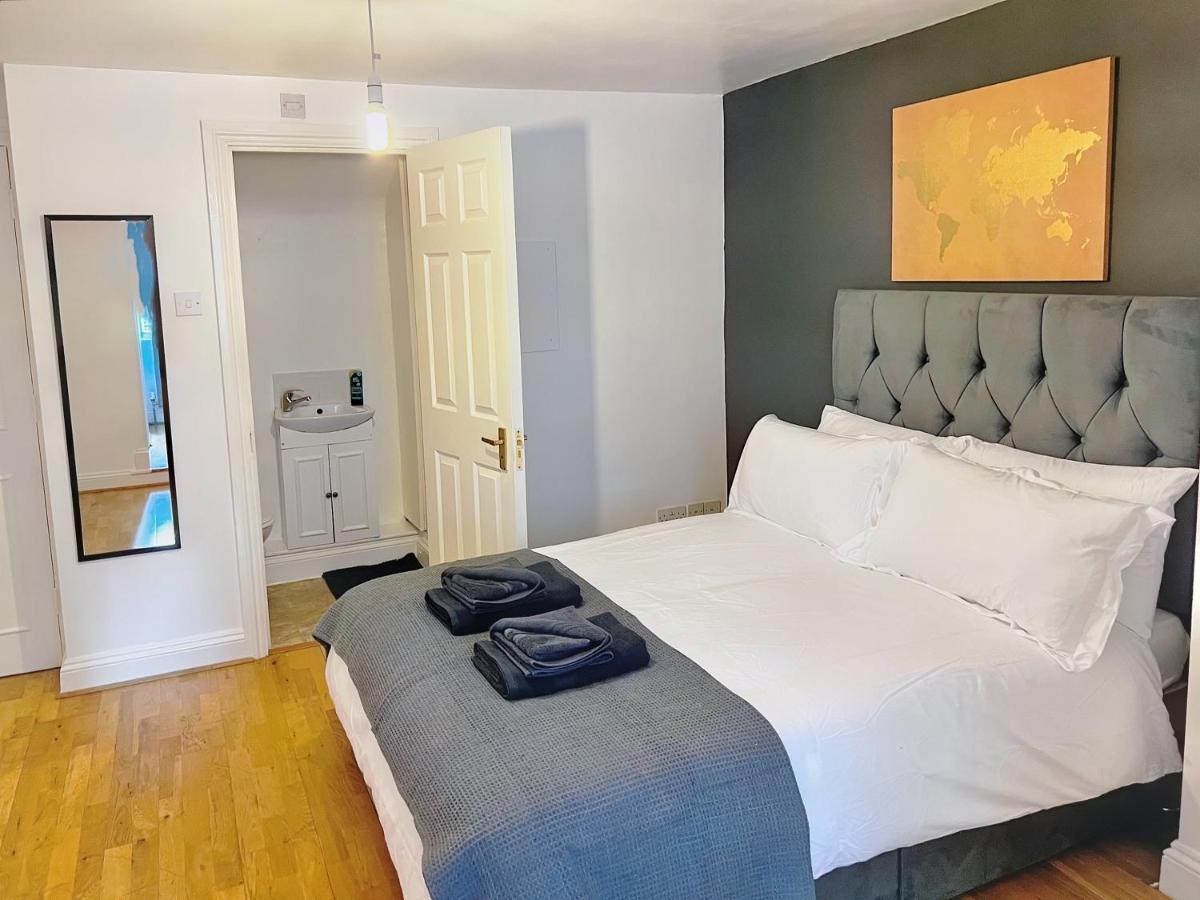 Lovely 2-Bedroom Serviced Apartment Greater Londres Exterior foto